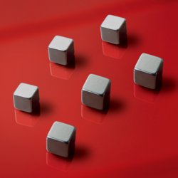 SuperDym-Magnet C5 "Strong", Cube-Design, vernickelt, sigel