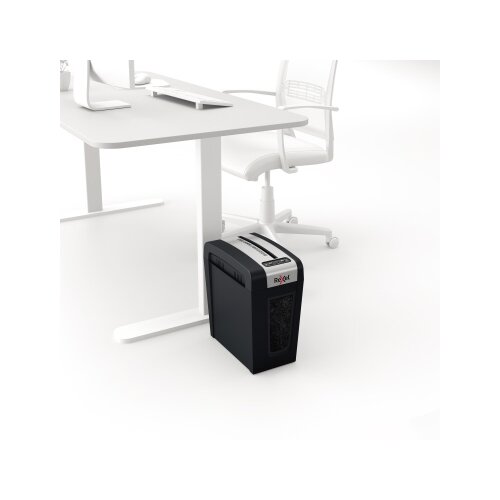 Rexel® Aktenvernichter Secure MC4-SL Slimline Whisper-Shred™