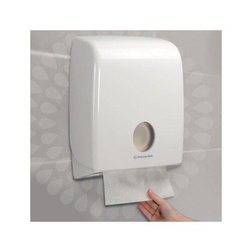 Kleenex® Papierhandtücher Ultra™ 3-lagig