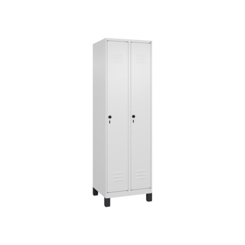 C+P Kleiderspind Classic PLUS mit Standfuß 600 x 1.950 x 500 mm (B x H x T) verkehrsweiß