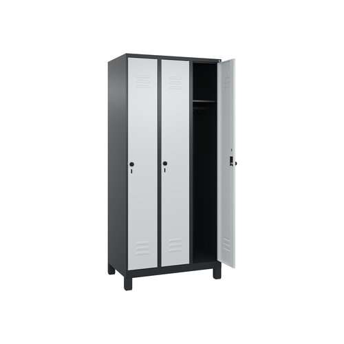 C+P Kleiderspind Classic PLUS mit Standfuß 900 x 1.950 x 500 mm (B x H x T) schwarzgrau