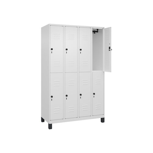 C+P Kleiderspind Classic PLUS mit Standfuß 1.200 x 1.950 x 500 mm (B x H x T) verkehrsweiß