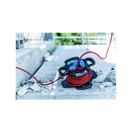 brennenstuhl® Kabeltrommel X-Gum IP44