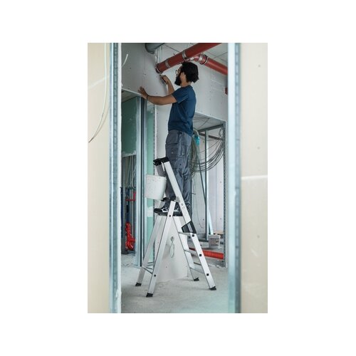 MUNK Stehleiter max. Arbeitshöhe 2,9 m