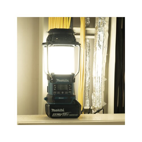 Makita® Baustellenradio DMR056 Zubehör erforderlich
