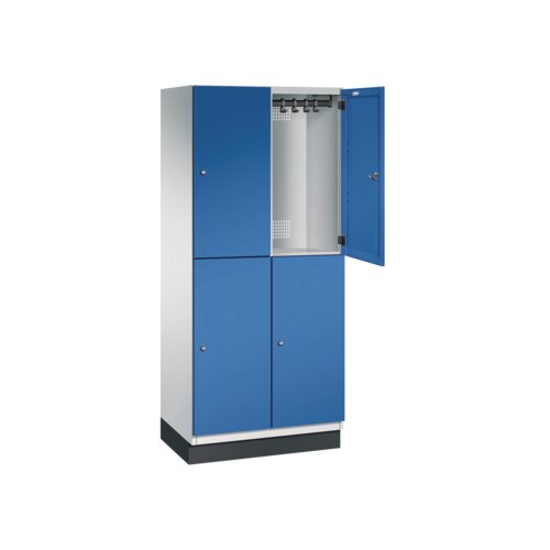 C+P Kleiderspind Cambio 4 Fächer mit Sockel 800 x 1.950 x 525 mm (B x H x T) lichtgrau