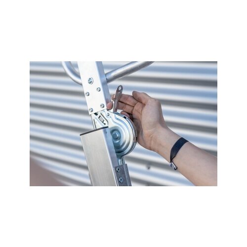 MUNK Podestleiter inkl. 2 klappbaren Griffen