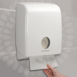 Kleenex® Papierhandtücher Ultra™