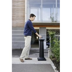 Rubbermaid Standascher GroundsKeeper®