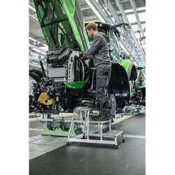 MUNK Podestleiter max. Arbeitshöhe 2,6 m