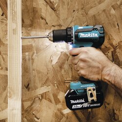Makita® Akkubohrschrauber DDF485RFJ mit Akkupack