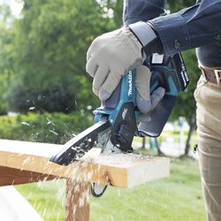 Makita® Baumsäge DUC101 mit Akkupack