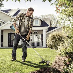 Makita® Freischneider DUR368L Zubehör erforderlich