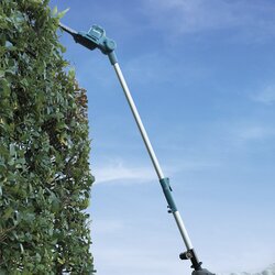 Makita® Heckenschere DUN461W Zubehör erforderlich