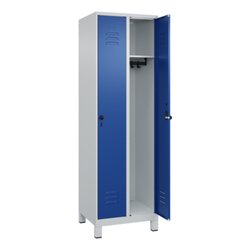 C+P Kleiderspind Classic PLUS mit Standfuß 600 x 1.950 x 500 mm (B x H x T) lichtgrau
