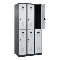 C+P Kleiderspind Evolo PLUS mit Sockel 900 x 1.850 x 500 mm (B x H x T) schwarzgrau