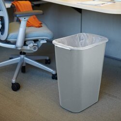 Rubbermaid Abfallbehälter 28,58 x 50,8 x 38,74 cm (B x H x T)